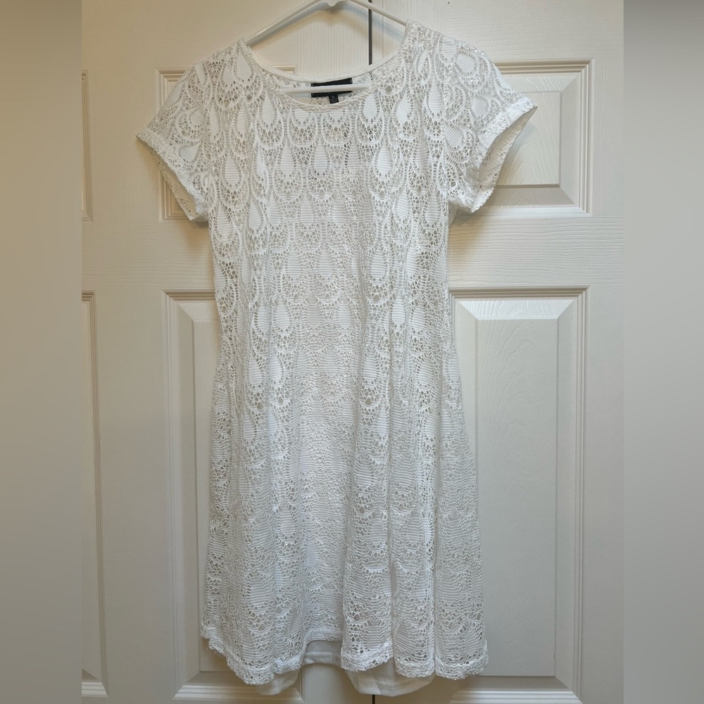 New w/tags Papillon women’s dress size M